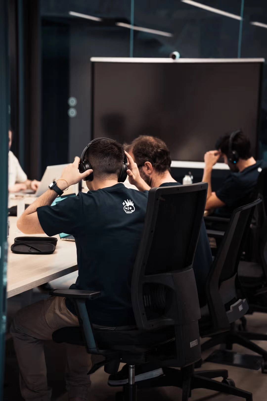 Team di developer Devpunks al lavoro